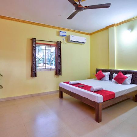 קלנגוטה Hotel Savita מראה חיצוני תמונה