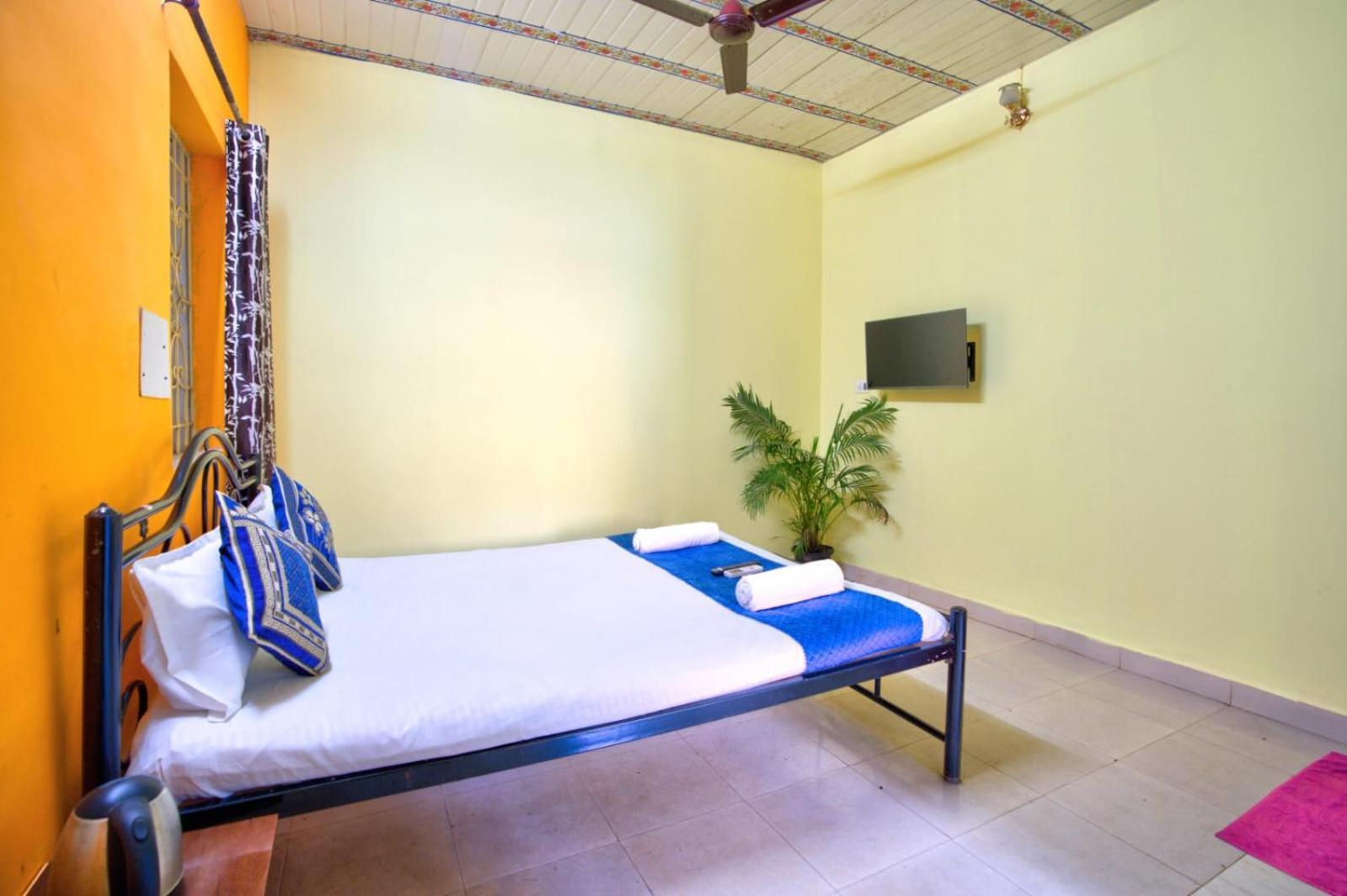 קלנגוטה Hotel Savita מראה חיצוני תמונה